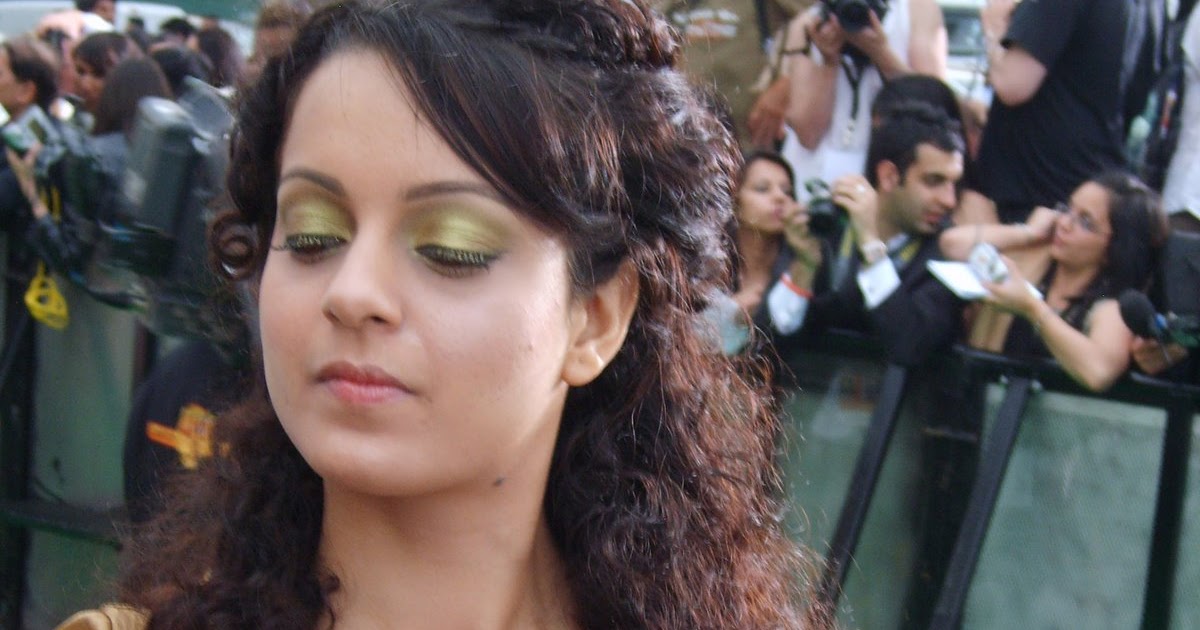 hot Indian girls Without Bras hd wallpapers