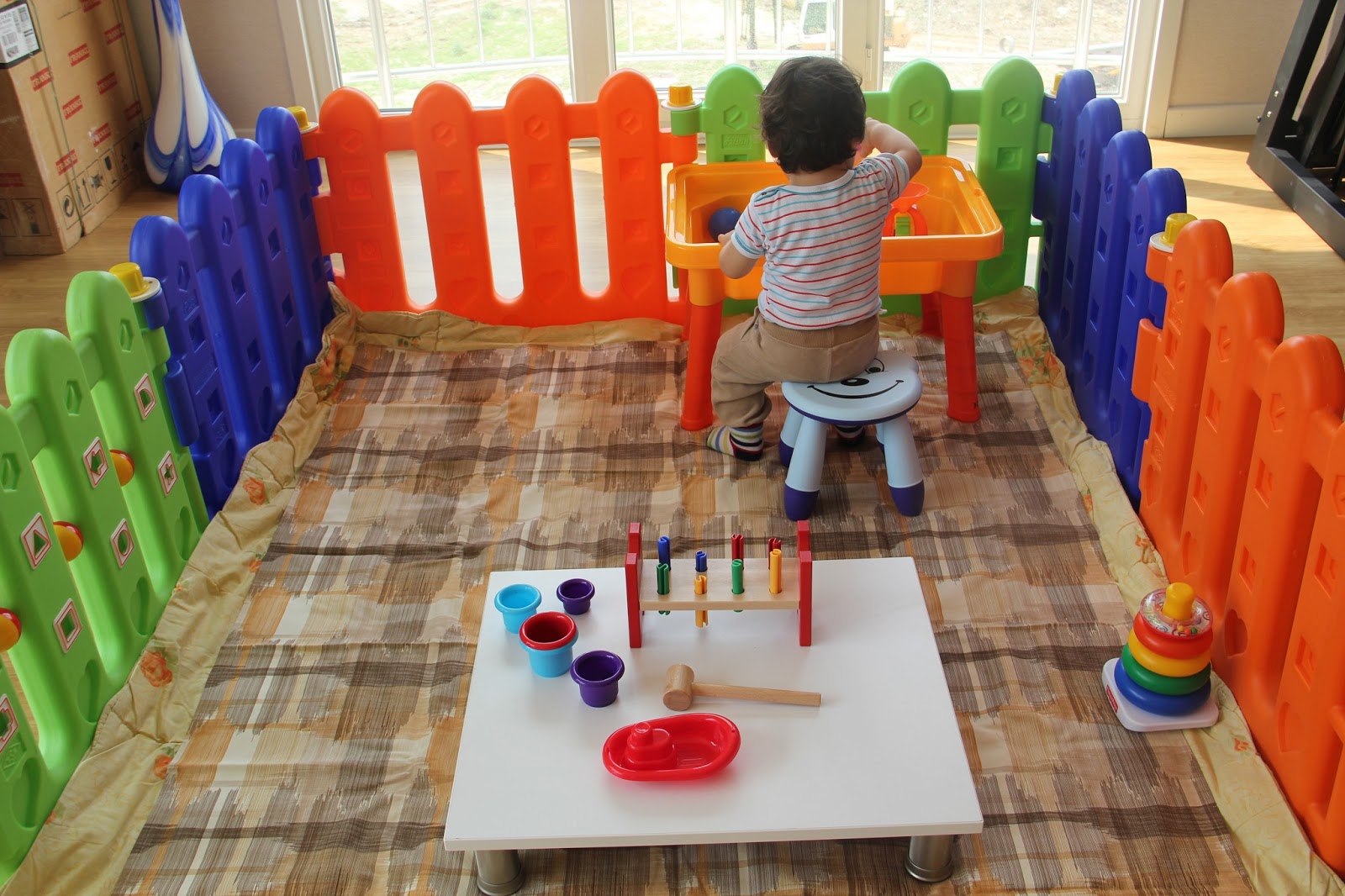 Bebeğimin Güncesi Montessoriye Göre Evde Oyun Alanı