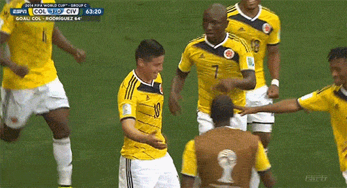 colombian-players-celebrate-goal-against