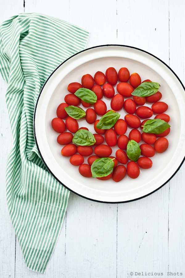 delicious shots Spaghetti with Grape Tomatoes