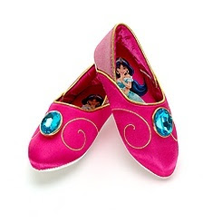 Pequeña Fashionista: Zapatos para princesas