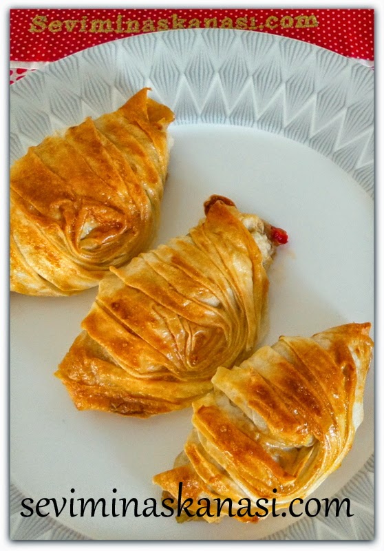 Patlicanli Borek TarifiHazir Yufkadan Midye Borek Tarifi Kolay Yemek Patlicanli Borek TarifiHazir Yufkadan Midye Borek Tarifi Kolay Yemek