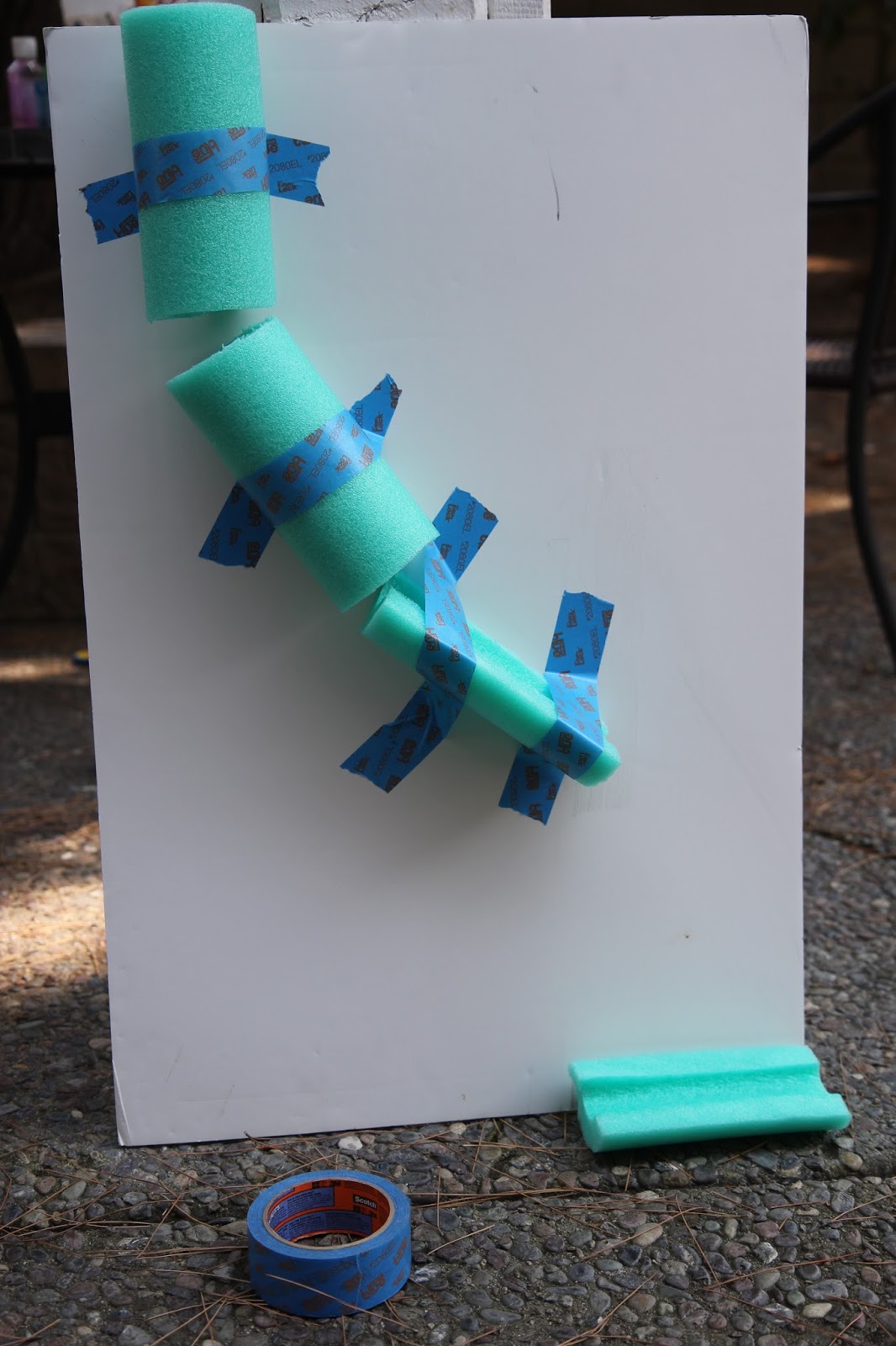 Toddler Approved! Easy DIY Water Wall for Kids {Backyard Science}