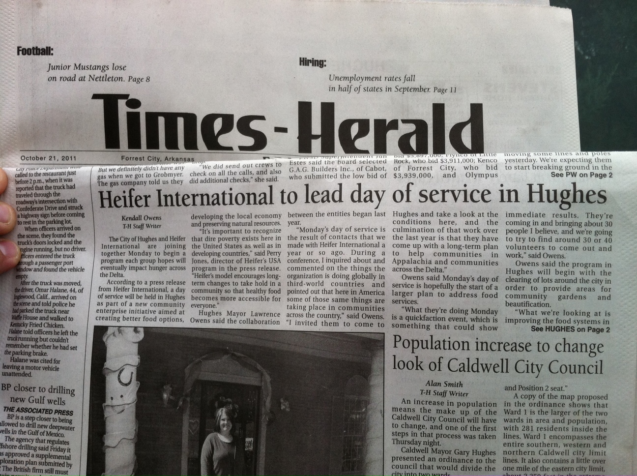 Heifer Staff Lend a Hand in Hughes, Arkansas