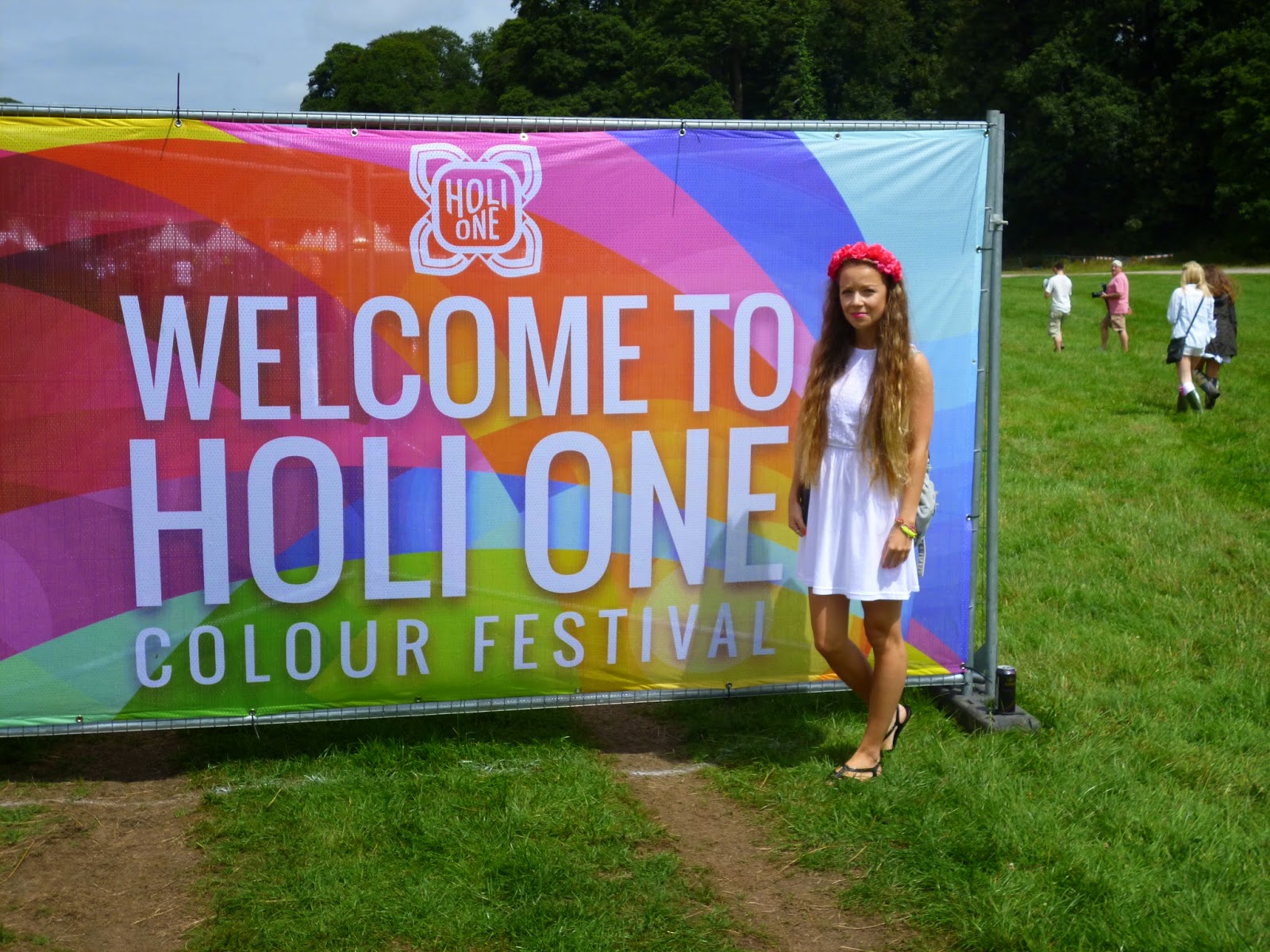HOLI-ONE-colour-festival