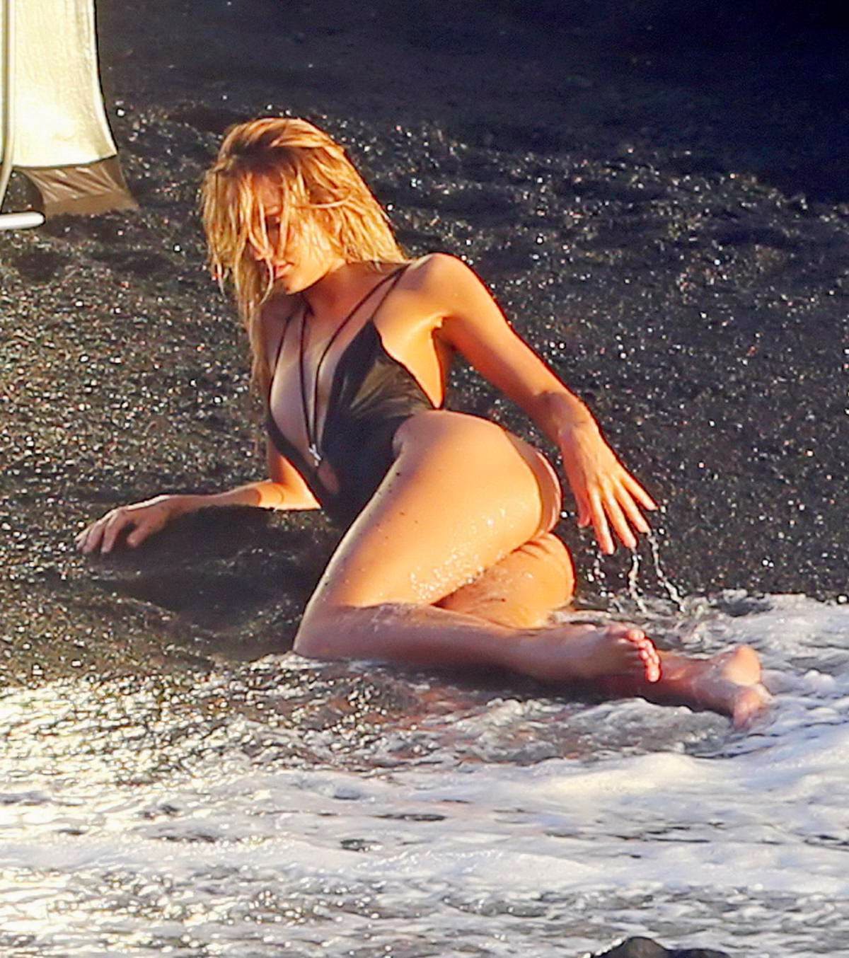 animated gifs korean fucking super sexy pussy model from hawaii
