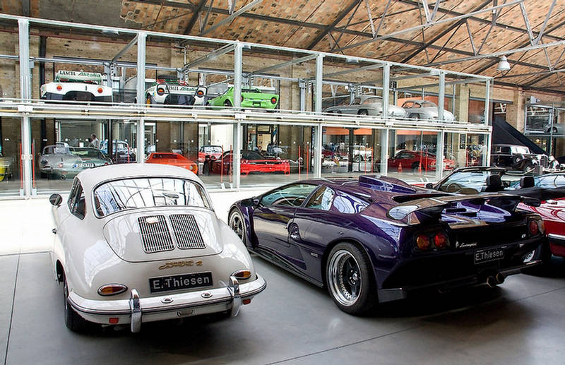 The Biggest Garage In The World Funnilogy