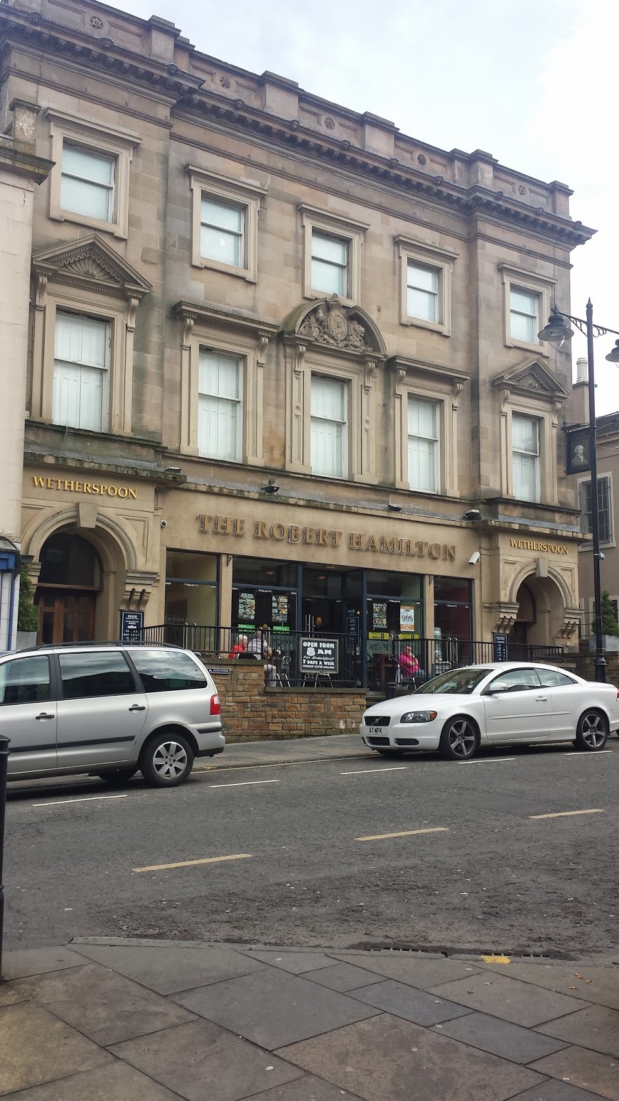 BLOGGERAMAMANIA AIRDRIE SCOTLAND