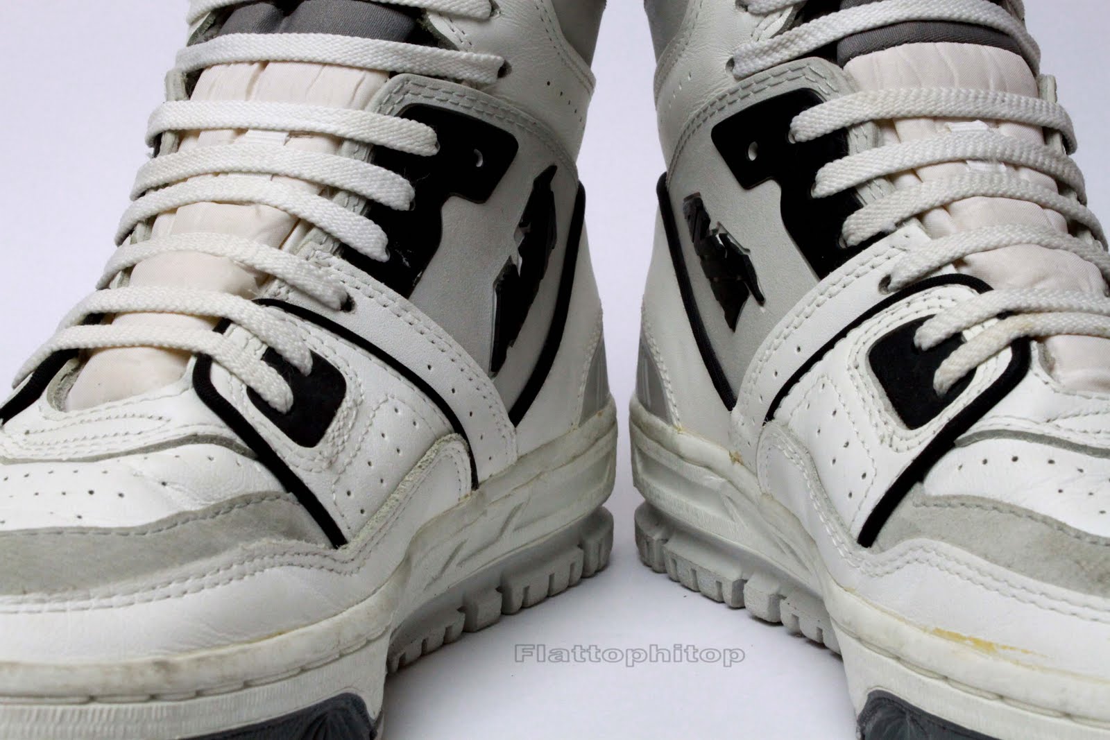 Flattophitop! AVIA 880