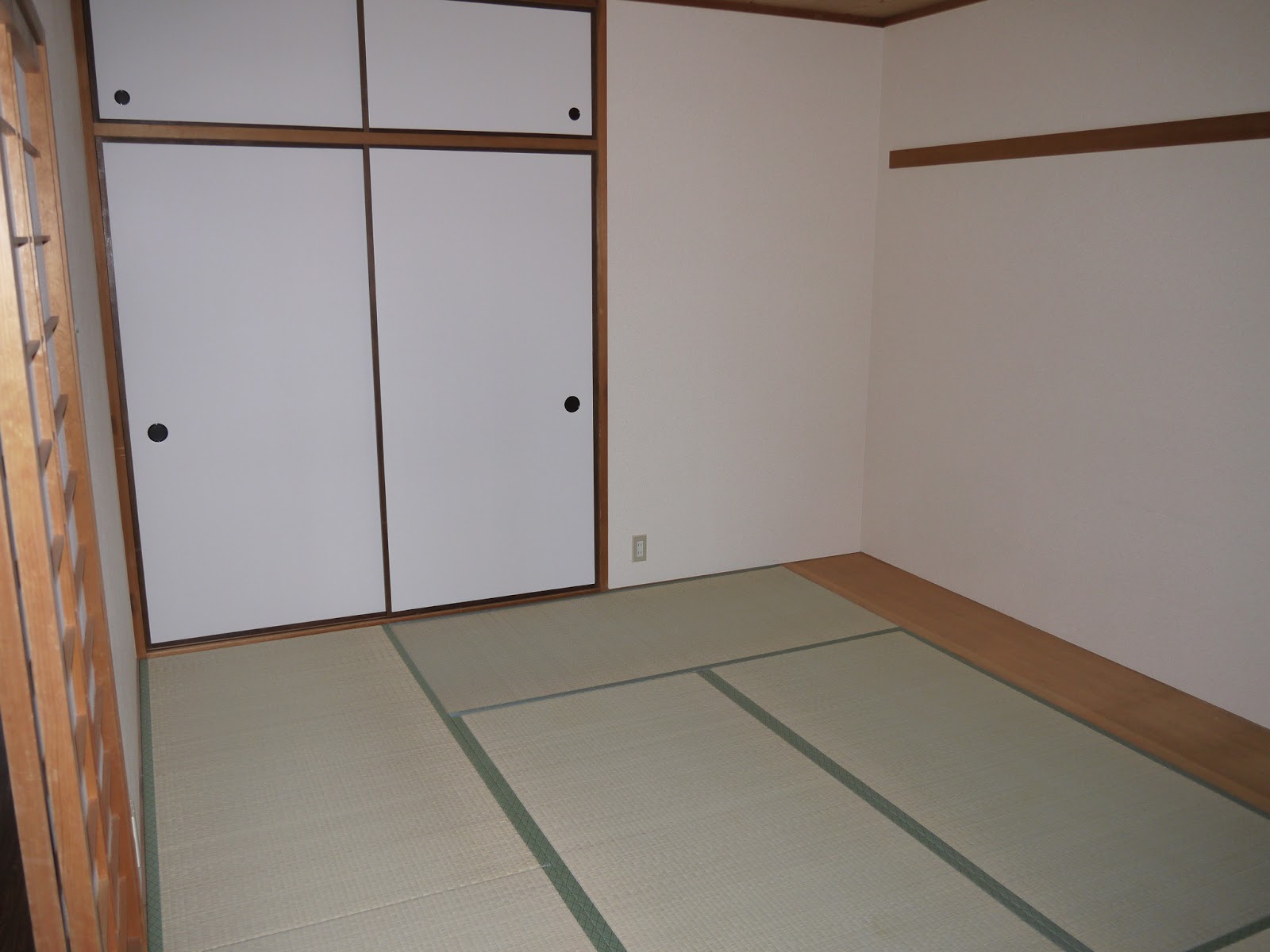 西宮 芦屋 神戸 阪神間で居抜き物件掲載数１位を目指します Jr西宮の太陽土地建物株式会社の安田 中田です 西宮 賃貸 夙川 のせせらぎ付きの３ｌｄk 車高２ｍｏｋ 約１２４ でツリーハウス的ロフト付き