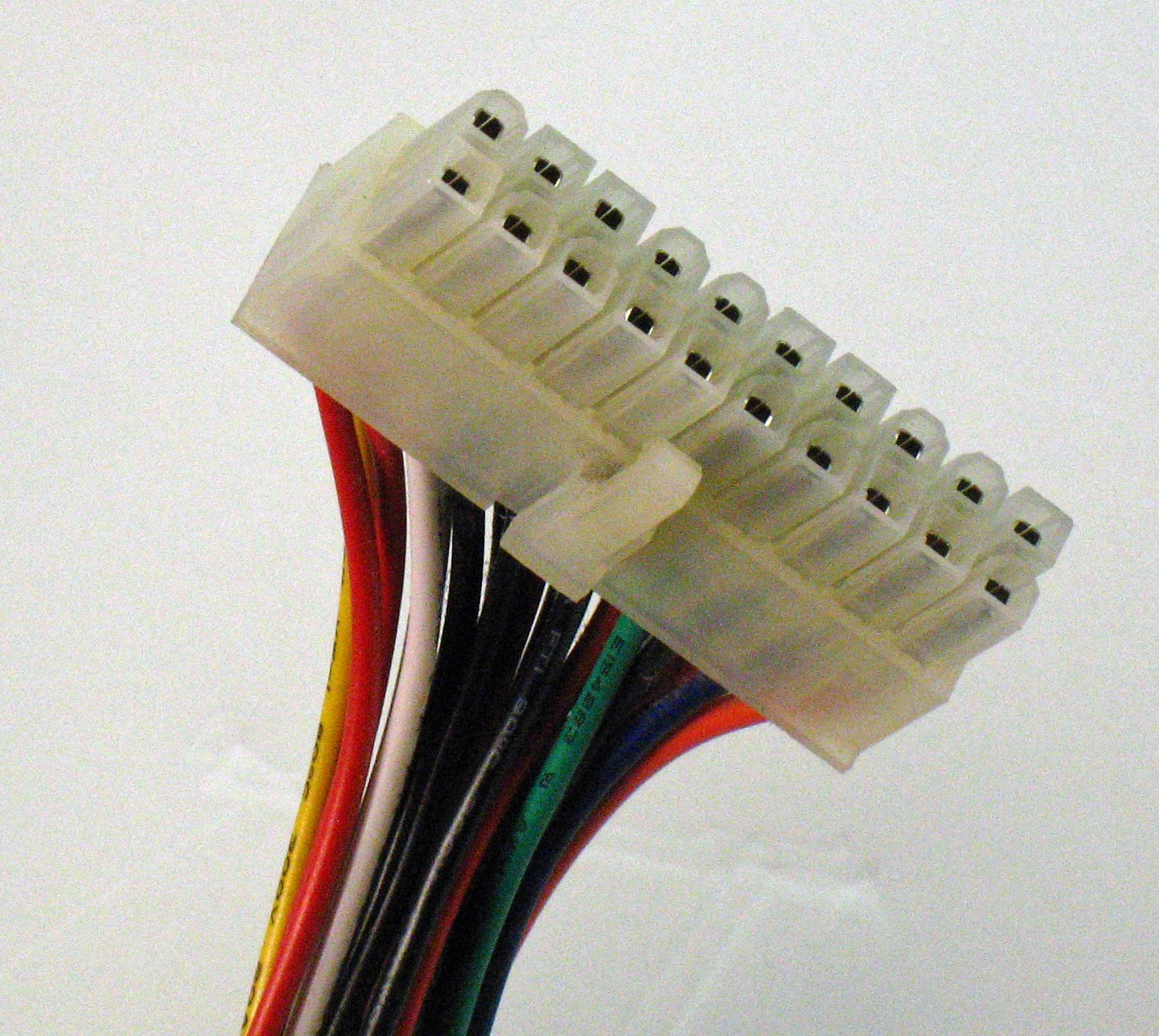 2Rail O Scale Railroading How to Convert Used PC Power Supplies for