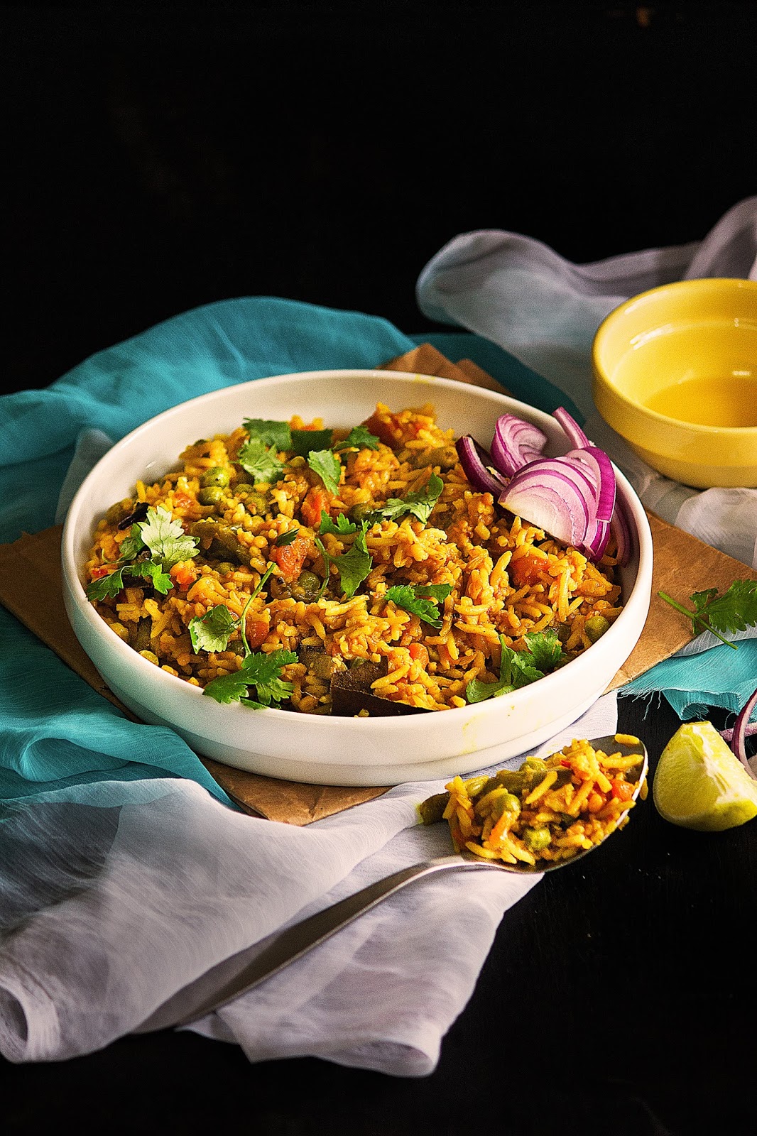 Eat Read & Cook Bhuna Mug Daler Khichuri / Bhuni Khichdi with Brown Rice