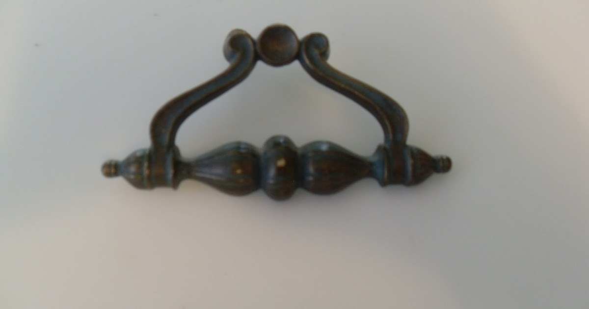 Oops! TIP! How to find a replacement screw for your knobs & pulls!