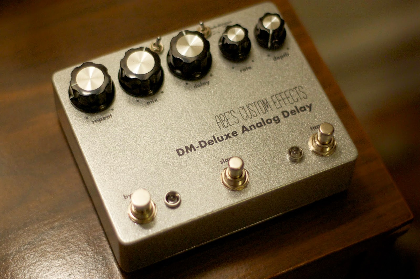 Pedaling Pedals DMDeluxe Analog Delay