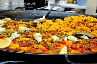 St-Georges-Market-Belfast-paella