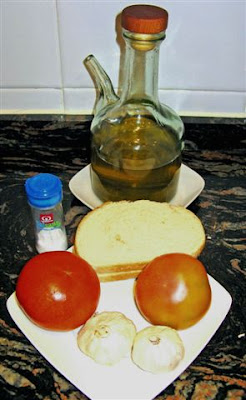 Desayuno Mediterraneo (pan Con Tomate Y Jamón, Queso Etc)
