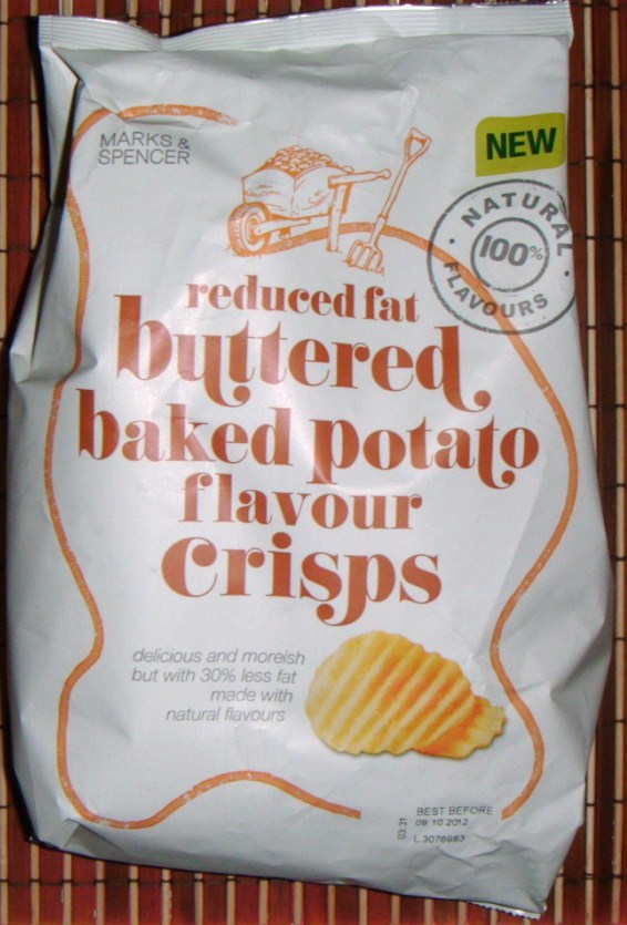 FOODSTUFF FINDS Buttered Baked Potato Flavour Crisps (M&S) [By Cinabar]