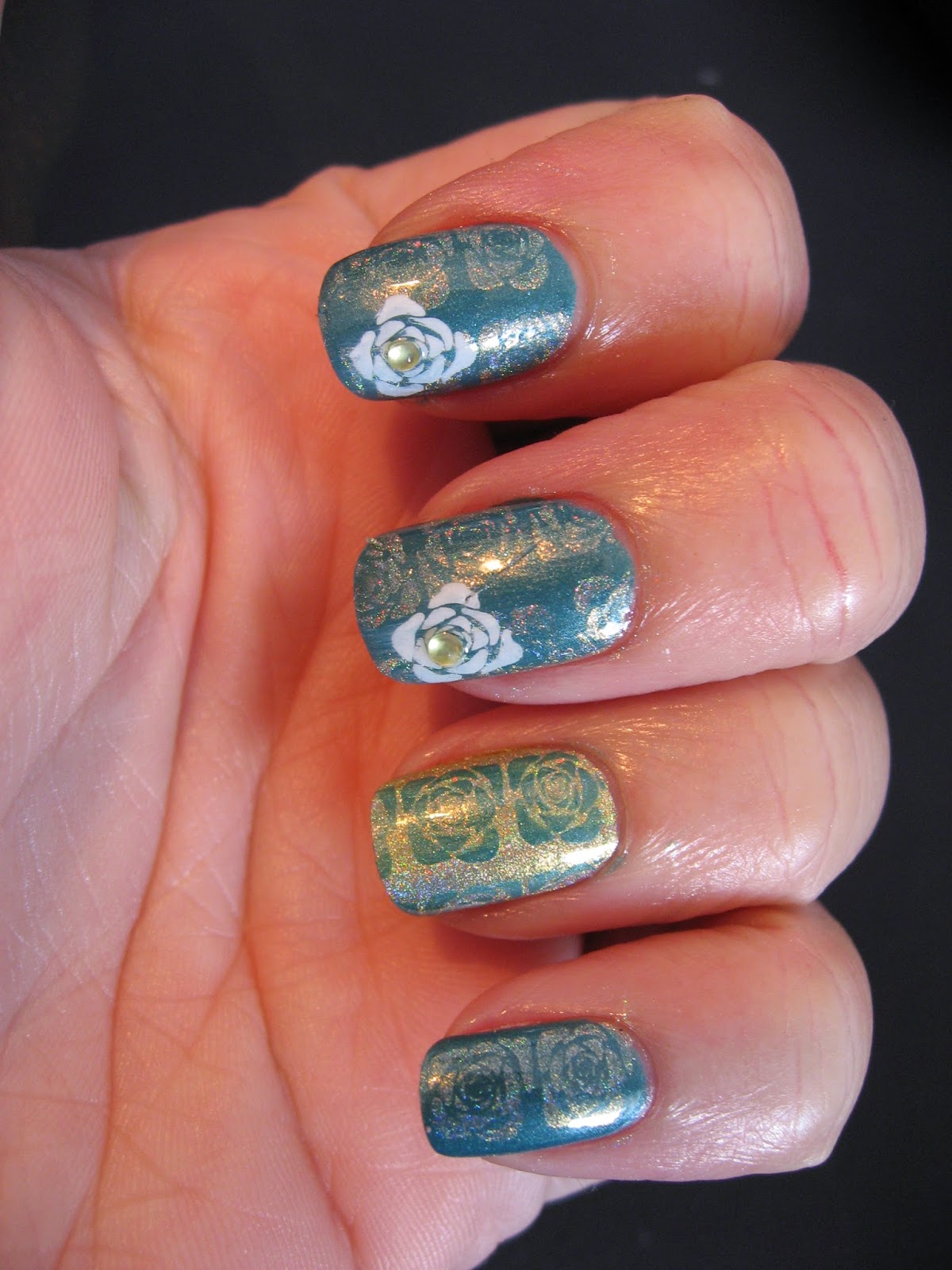 Nailways NEW NAILWAYS NAILS Battle of Roses Nailart