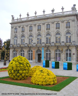 NANCY (54) - Place Stanislas : les jardins éphémères 2010