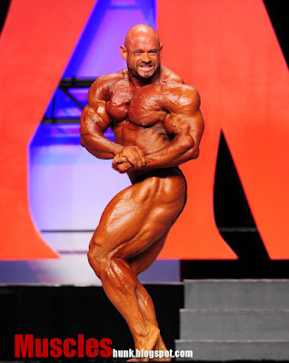 Branch Warren- Finals Mr. Olympia 2013 | Bodybuilding and Fitness Zone