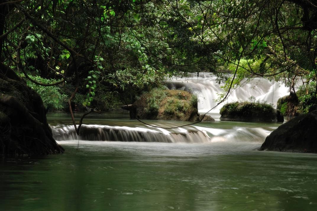 Sungai dan Air Terjun Citumang - Travel Destination