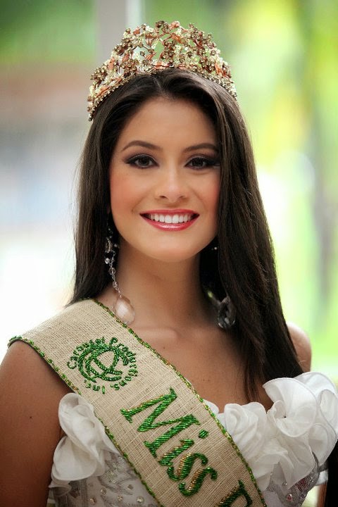 Jennifer Pazmiño photo Jennifer Pazmiño photo