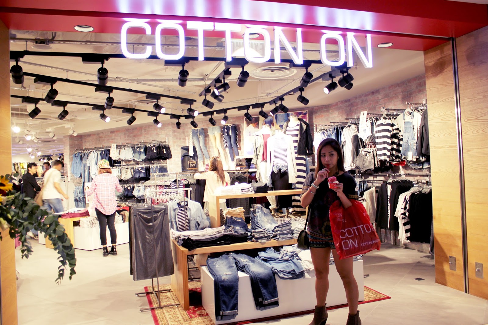 STYLE KUSH Cotton On Lee Theatre