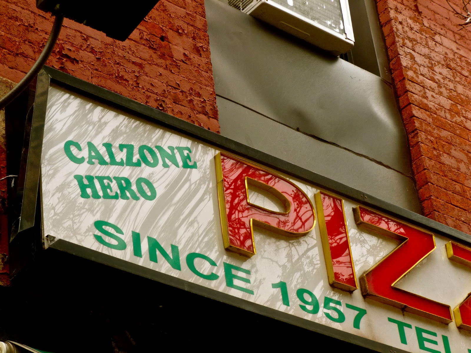 Jeremiah's Vanishing New York Pizza Box