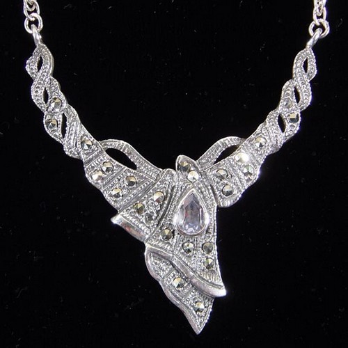 Silver Gold Diamond Jewelry International Fashions World's Fashion Top Celebrities
