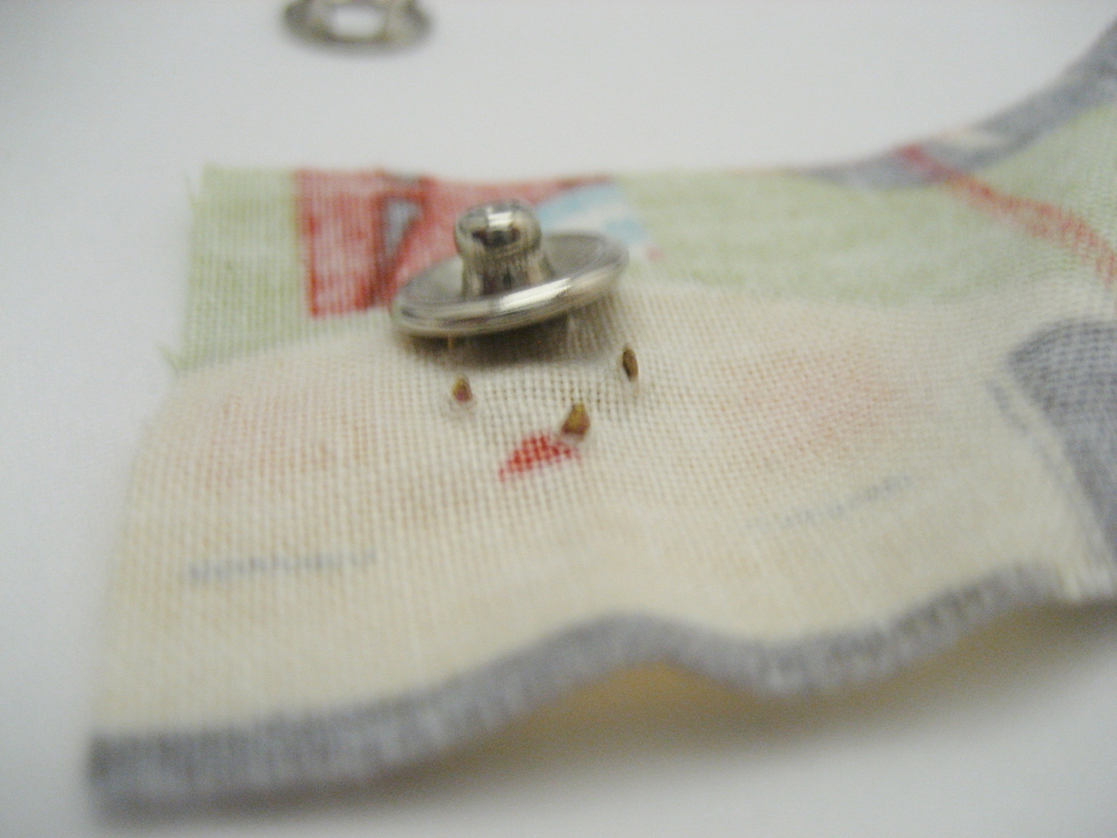 How to attach a metal snap prong button with normal pliers All Wrapped Up