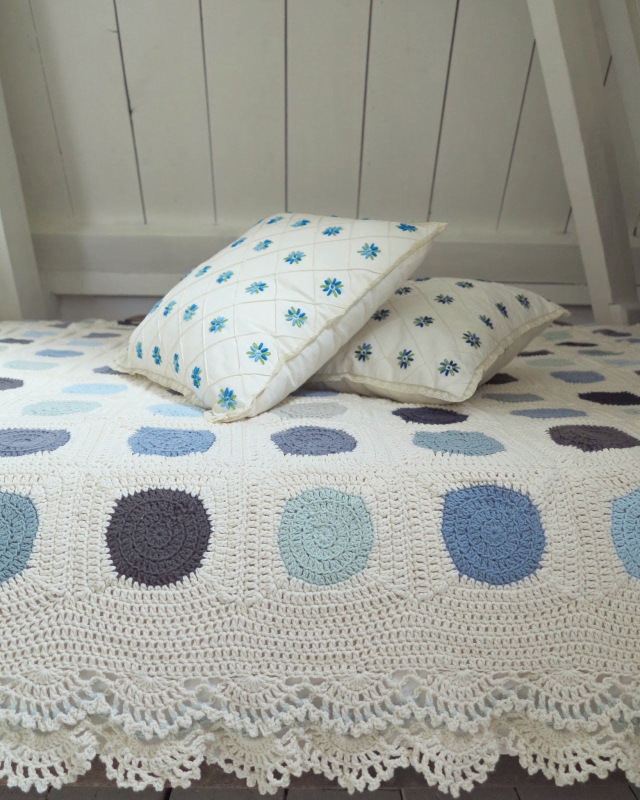 ByHaafner * crochet The Tale of the Dainty Dots Blanket 3 Pattern