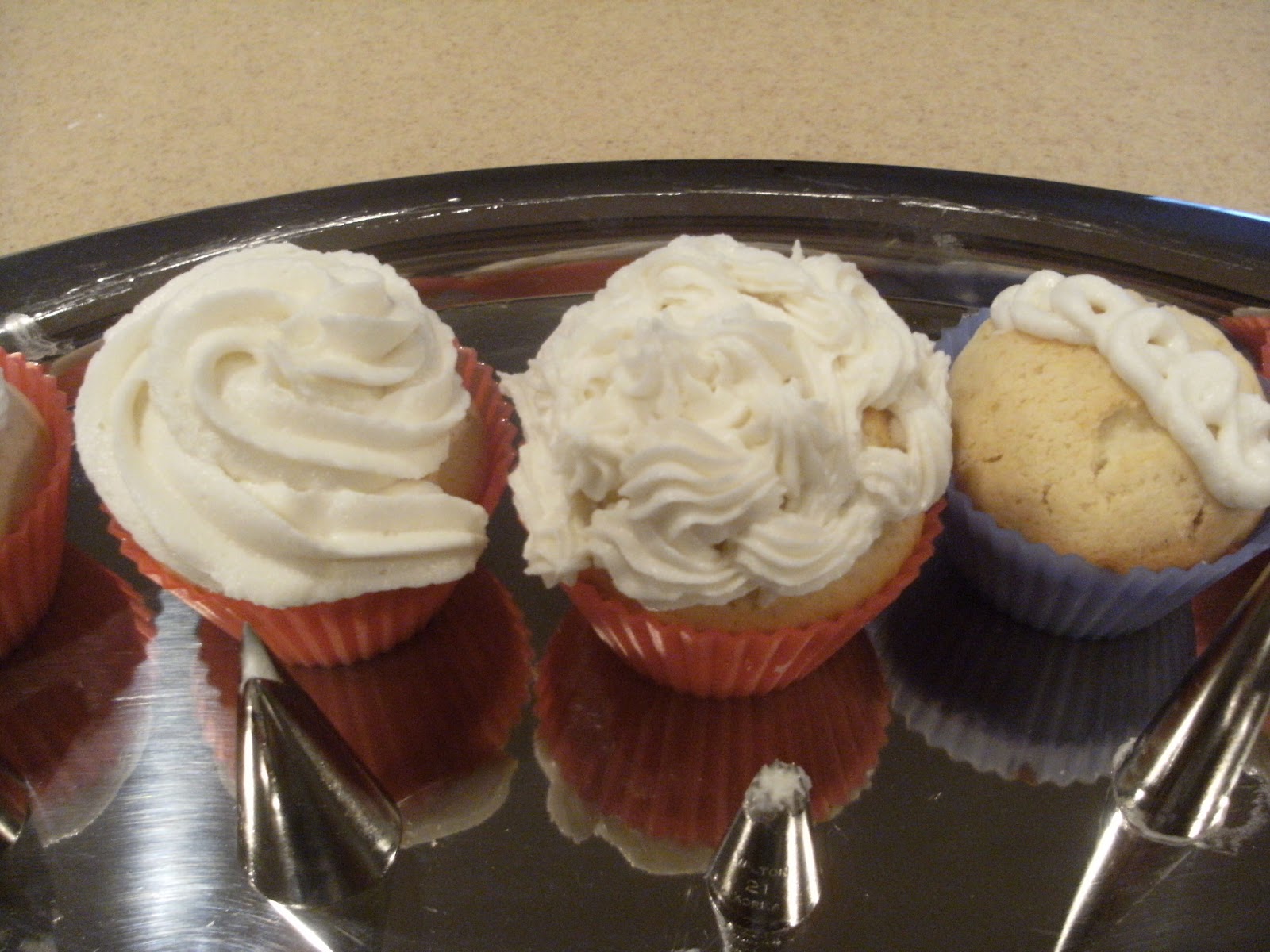 The Cupcake Critic Dc Wilton Dessert Decorator Pro Giveaway