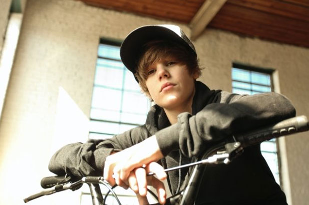 Justin Bieber Life justin bieber facebook pics. Justin Bieber Life