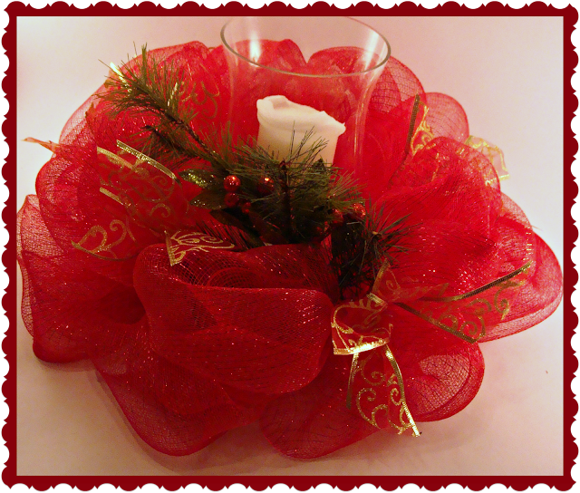 Crafty in Crosby Christmas Deco Mesh Centerpiece