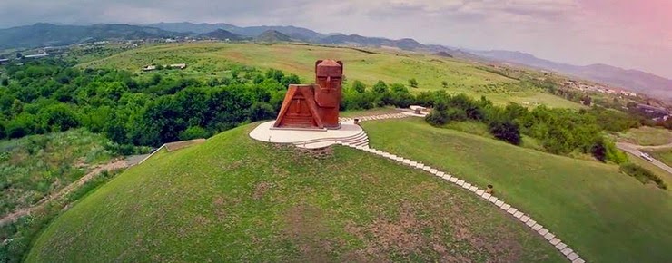 Sargsyan:Ereván no reconoce Karabaj por negociaciones en curso