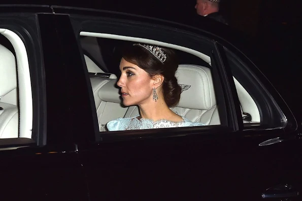 Kate Middleton, The Duchess chooses Cambridge Lover's Knot tiara for glittering white tie Diplomatic Reception at Buckingham Palace, diamond earrings necklace