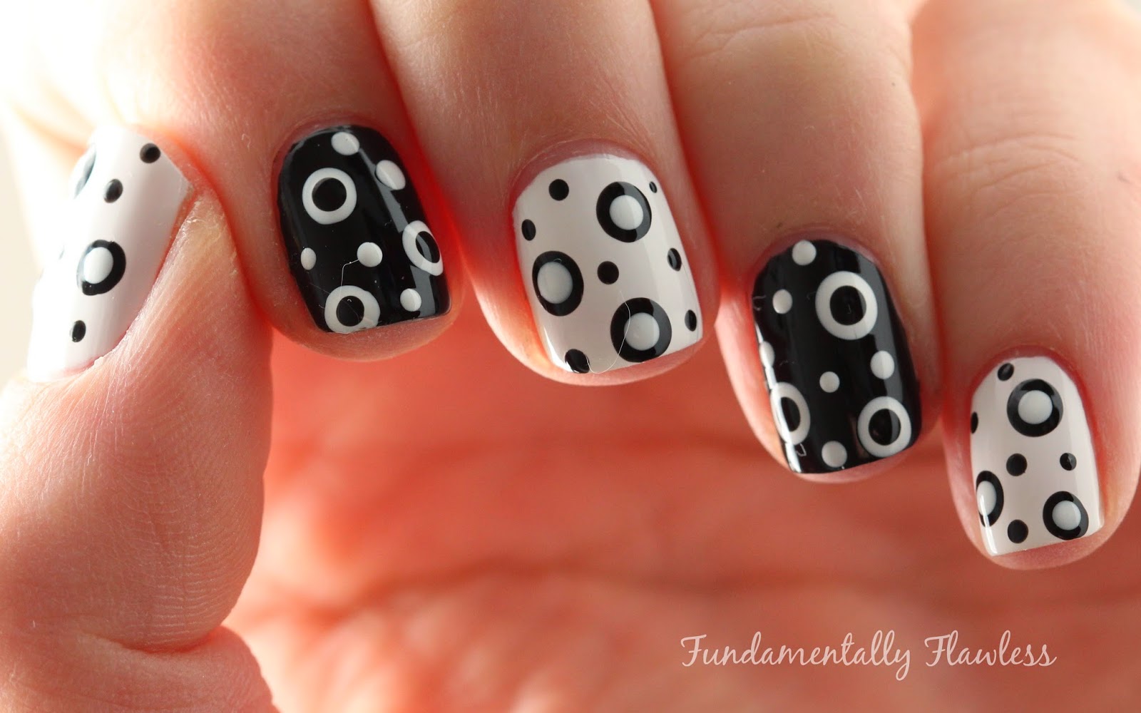 Black and White Double Dotticure