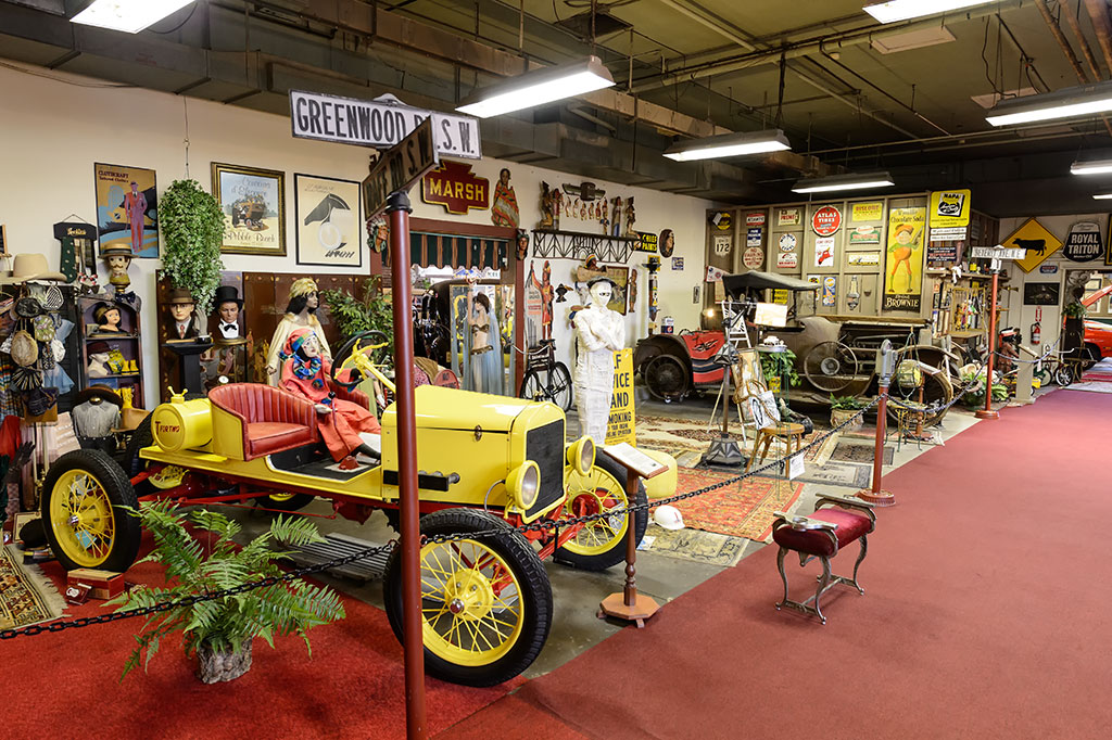 Bubba's Garage A Visit to the Canton Classic Car Museum