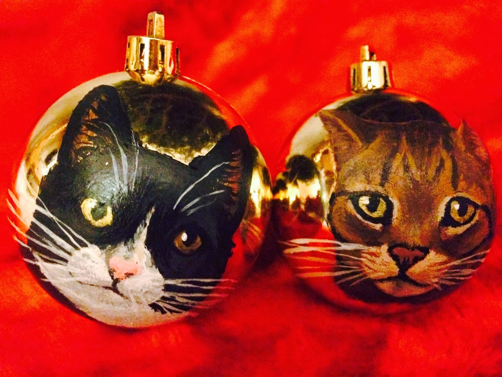 Your Daily Cute Three Cats Tuesday HandPainted Ornaments of Pimp and