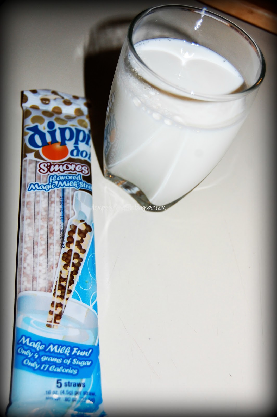 Temporary Waffle Magic Milk Straws