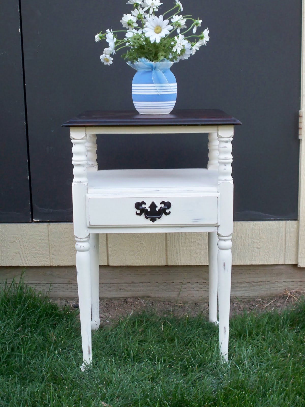 Making It Homey End Table for New Bedroom