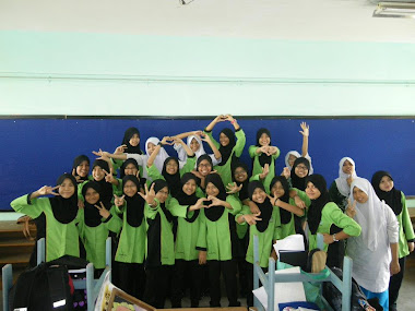 1 SETIA'11:)