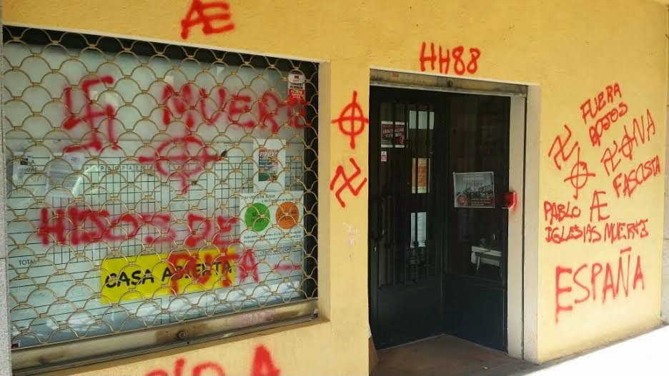 Ataque neonazi al local de Casa Abierta, de San Lorenzo de Escorial