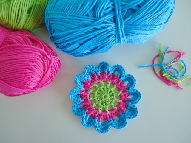 Dinki Dots: Japanese Flower Crochet Coaster