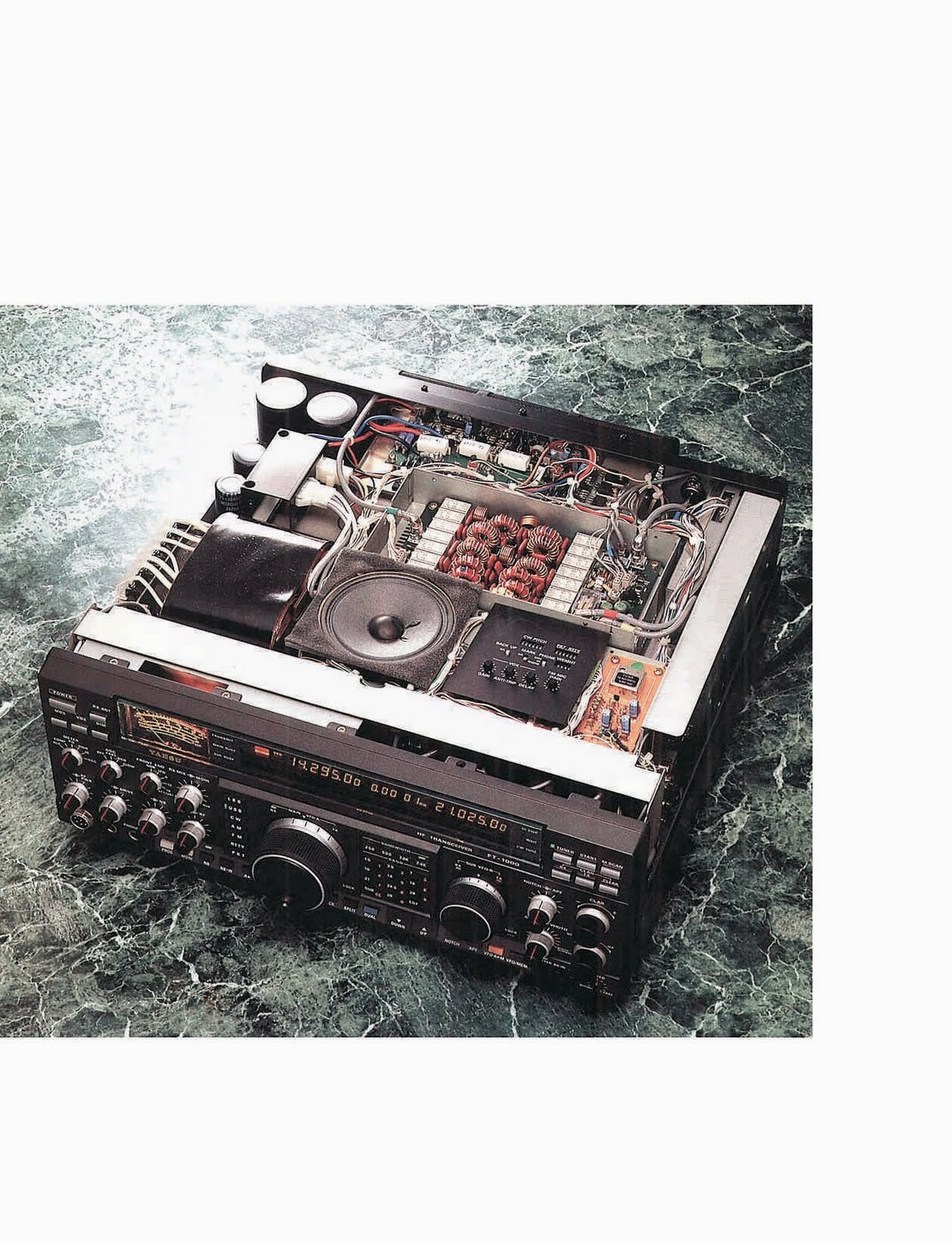 iv3hls ham radio tales Yaesu FT1000D The Best of the Best!