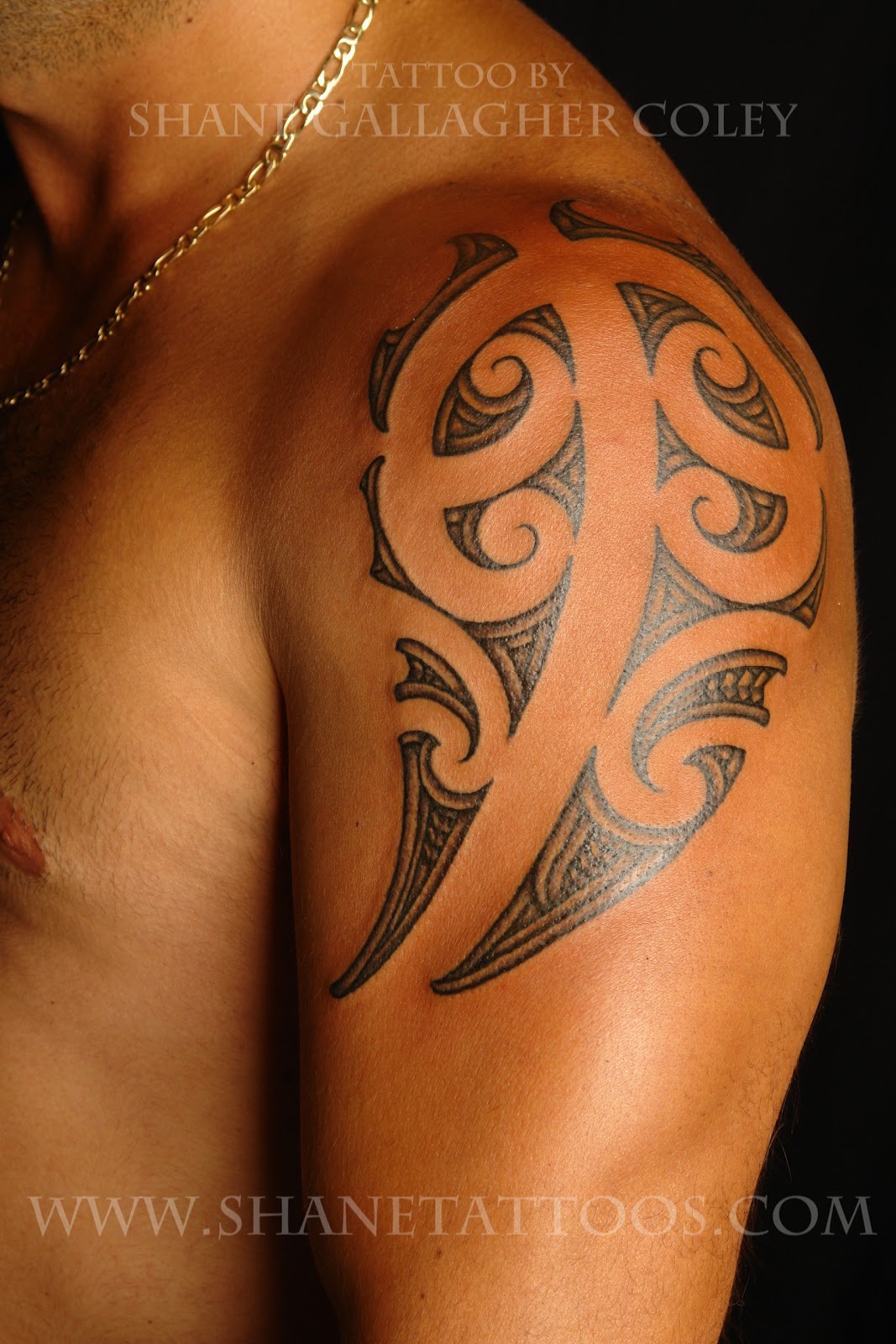 Maori Shoulder Tattoos For Women