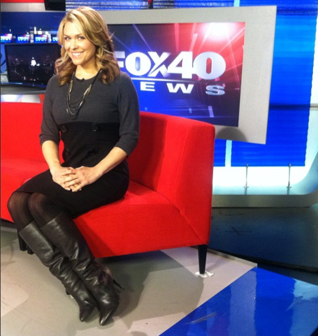 THE APPRECIATION OF BOOTED NEWS WOMEN BLOG Sep 2, 2013