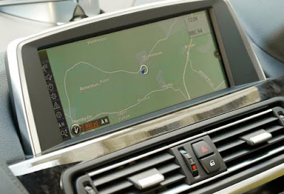 2012-BMW-640d-Coupe-Navigation
