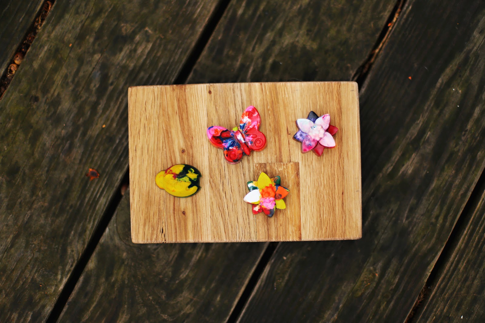 CocktailMom Melted Crayons worst craft ever!