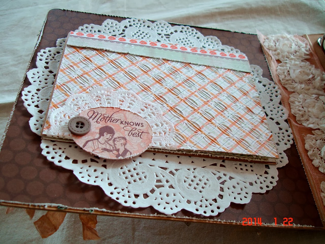 Scrapbooking by Phyllis Premade Binder Chipboard Album *Mom*